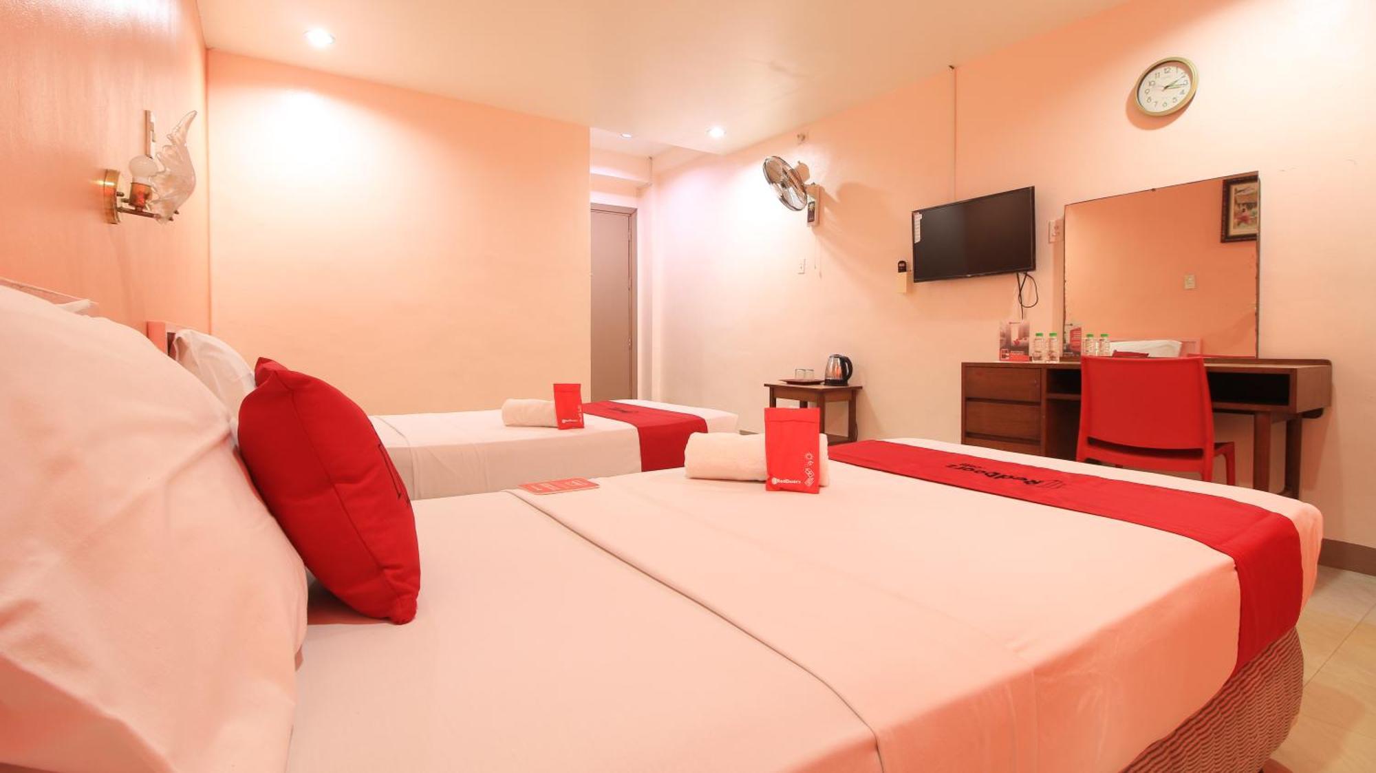Reddoorz Plus @ Chinatown Binondo Manila Exterior foto