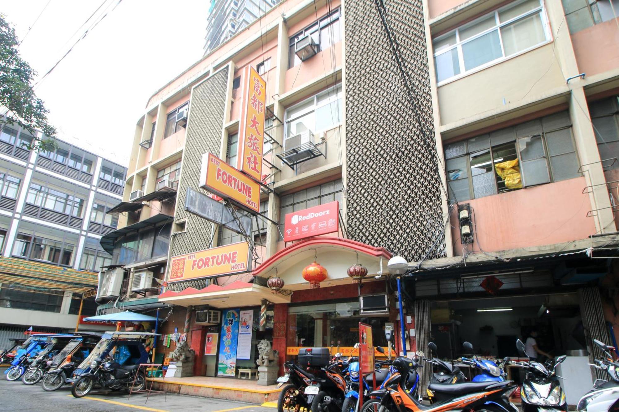 Reddoorz Plus @ Chinatown Binondo Manila Exterior foto