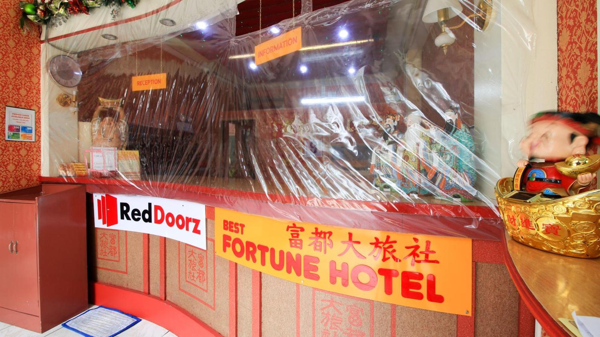 Reddoorz Plus @ Chinatown Binondo Manila Exterior foto