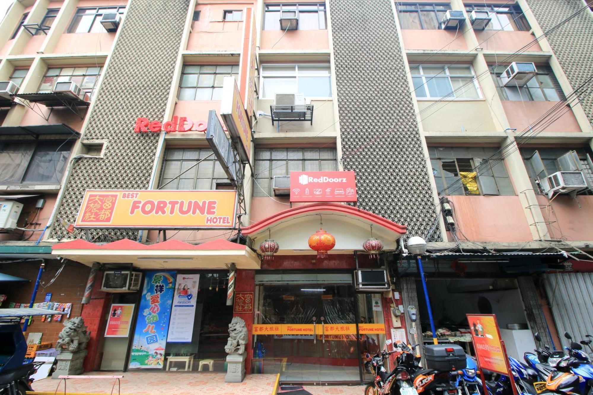 Reddoorz Plus @ Chinatown Binondo Manila Exterior foto